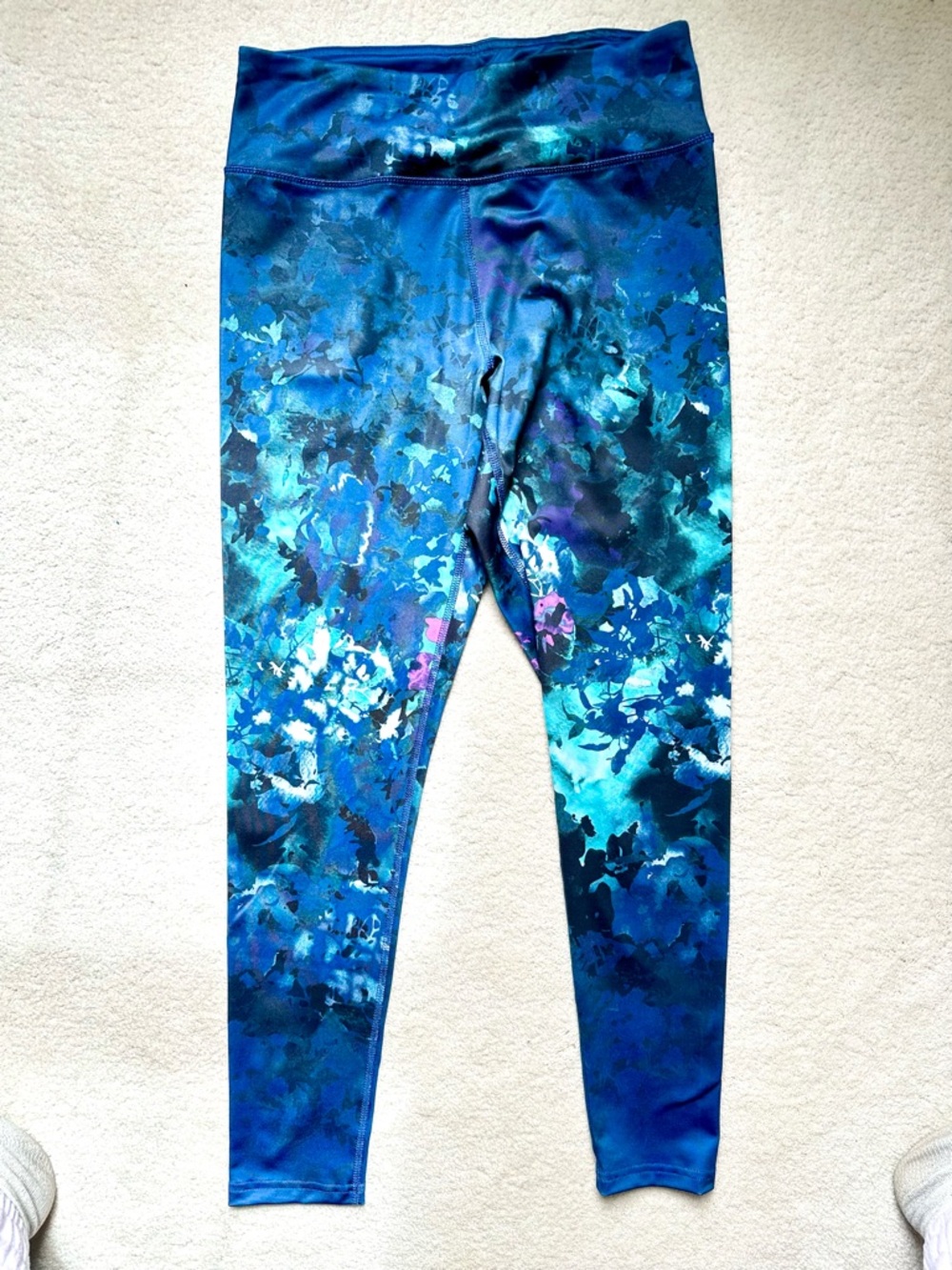 Woman’s Blue Multicolor Printed High-Waist Leggings for Workout, Yoga, Pilates